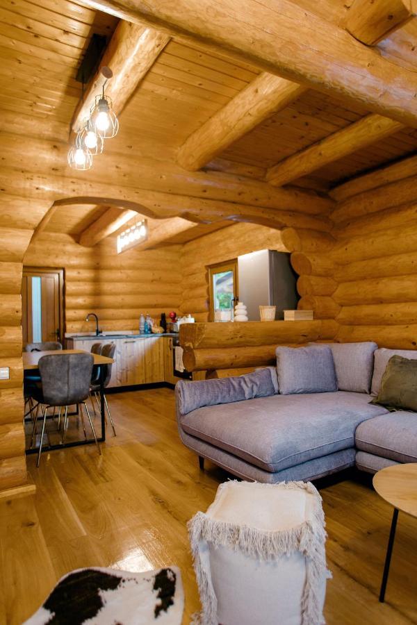 Holzhaus Sadu