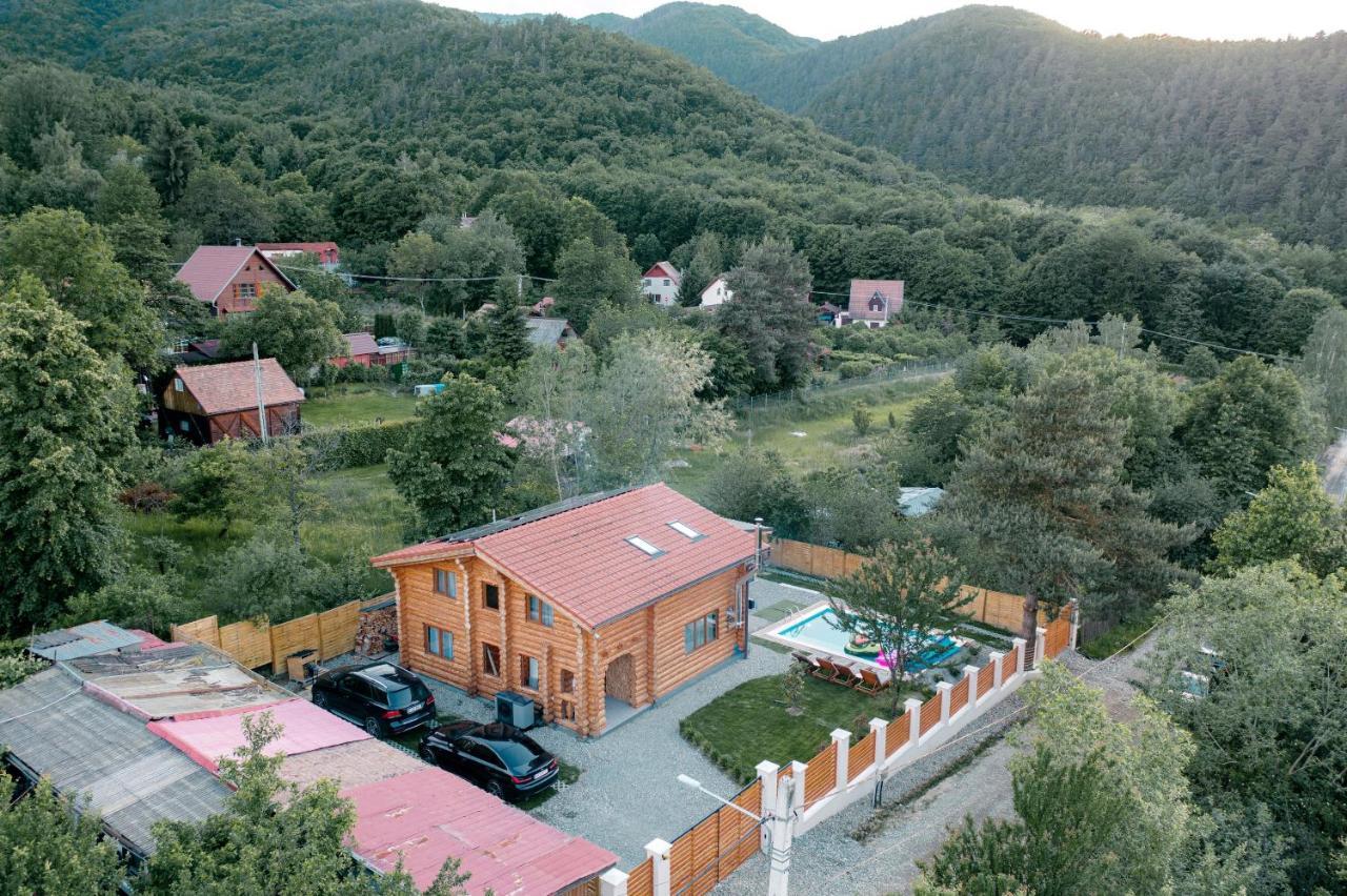 Holzhaus Chalet Sadu