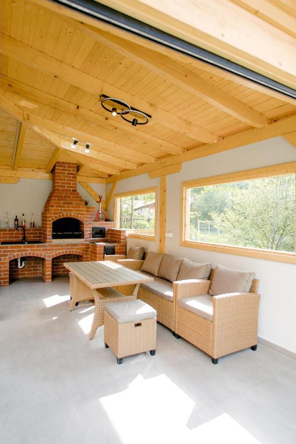 Holzhaus * Sadu